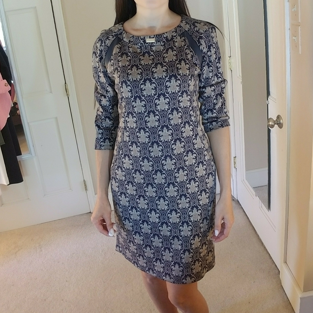 Dress - Picture 7 of 12